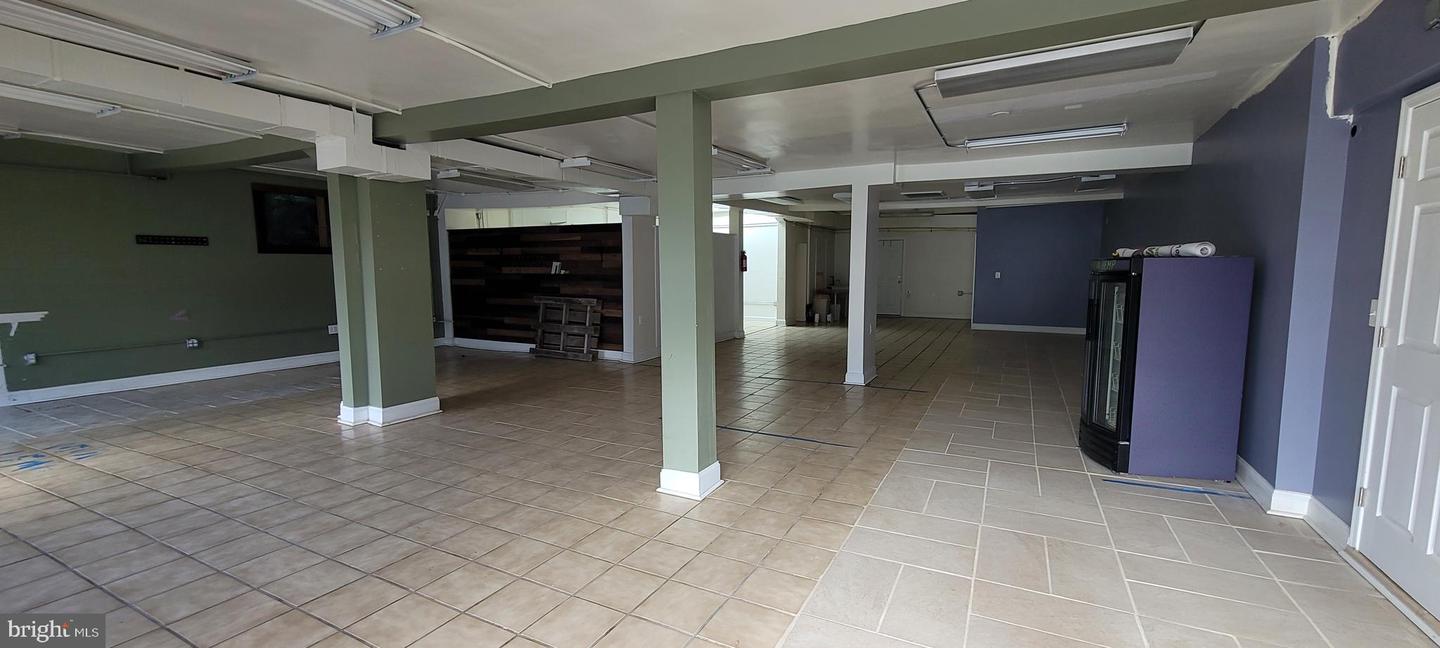 8414 W Main St Property Photo 11