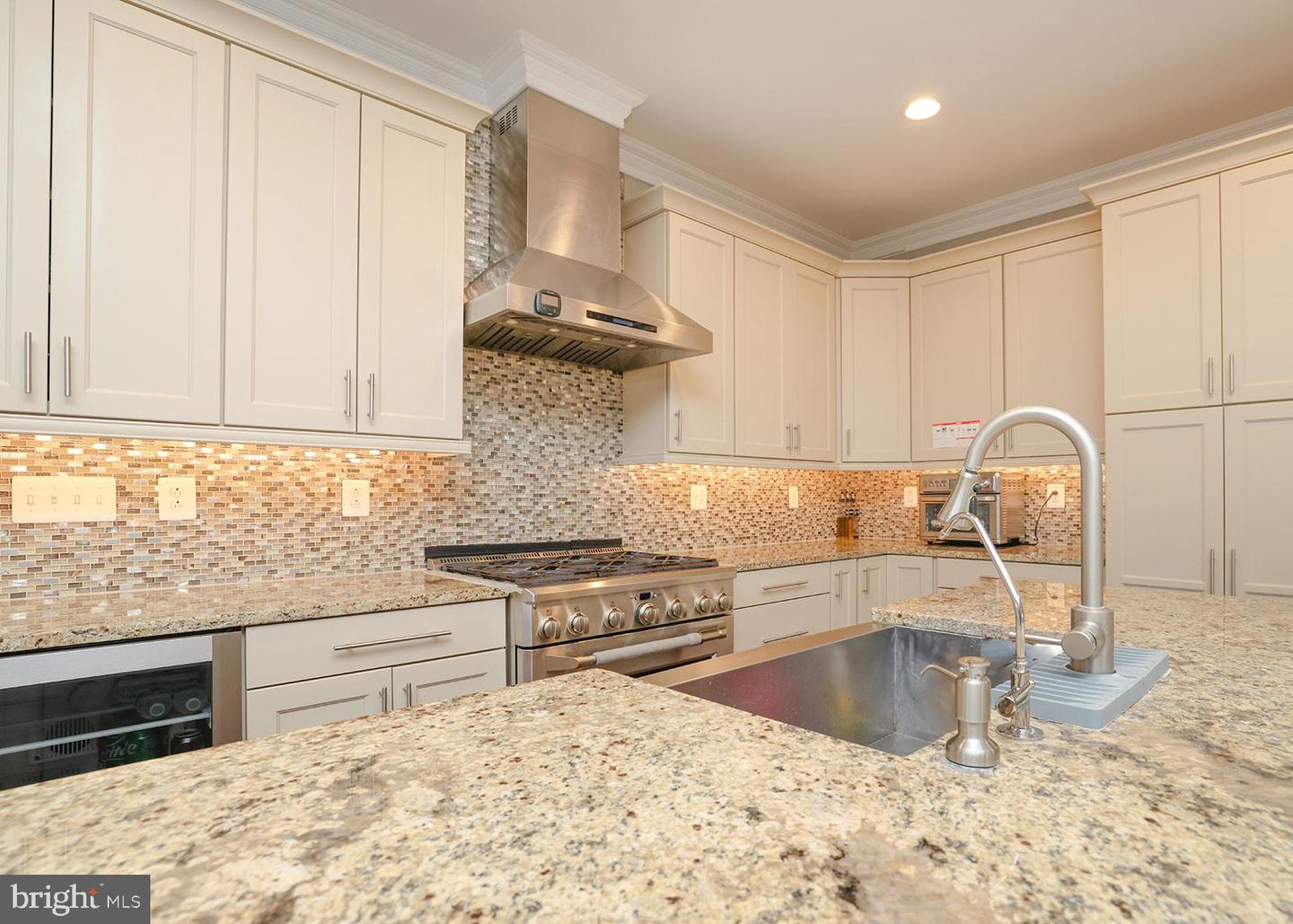 1300 Kelly Meadows Ln Property Photo 7
