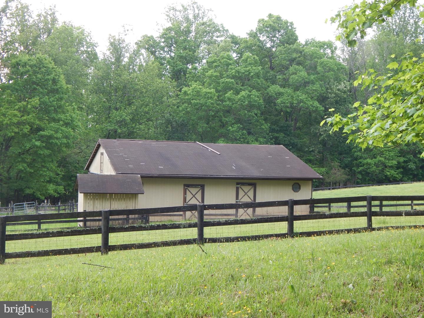 7633 Riverside Farm Rd Property Photo 18