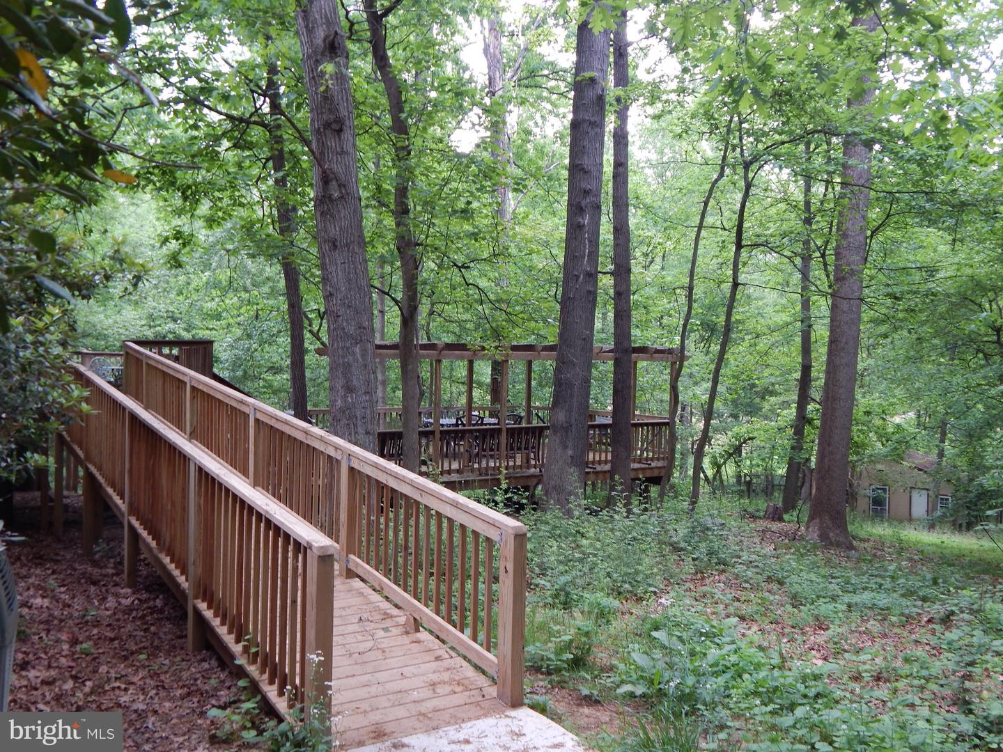 7633 Riverside Farm Rd Property Photo 24
