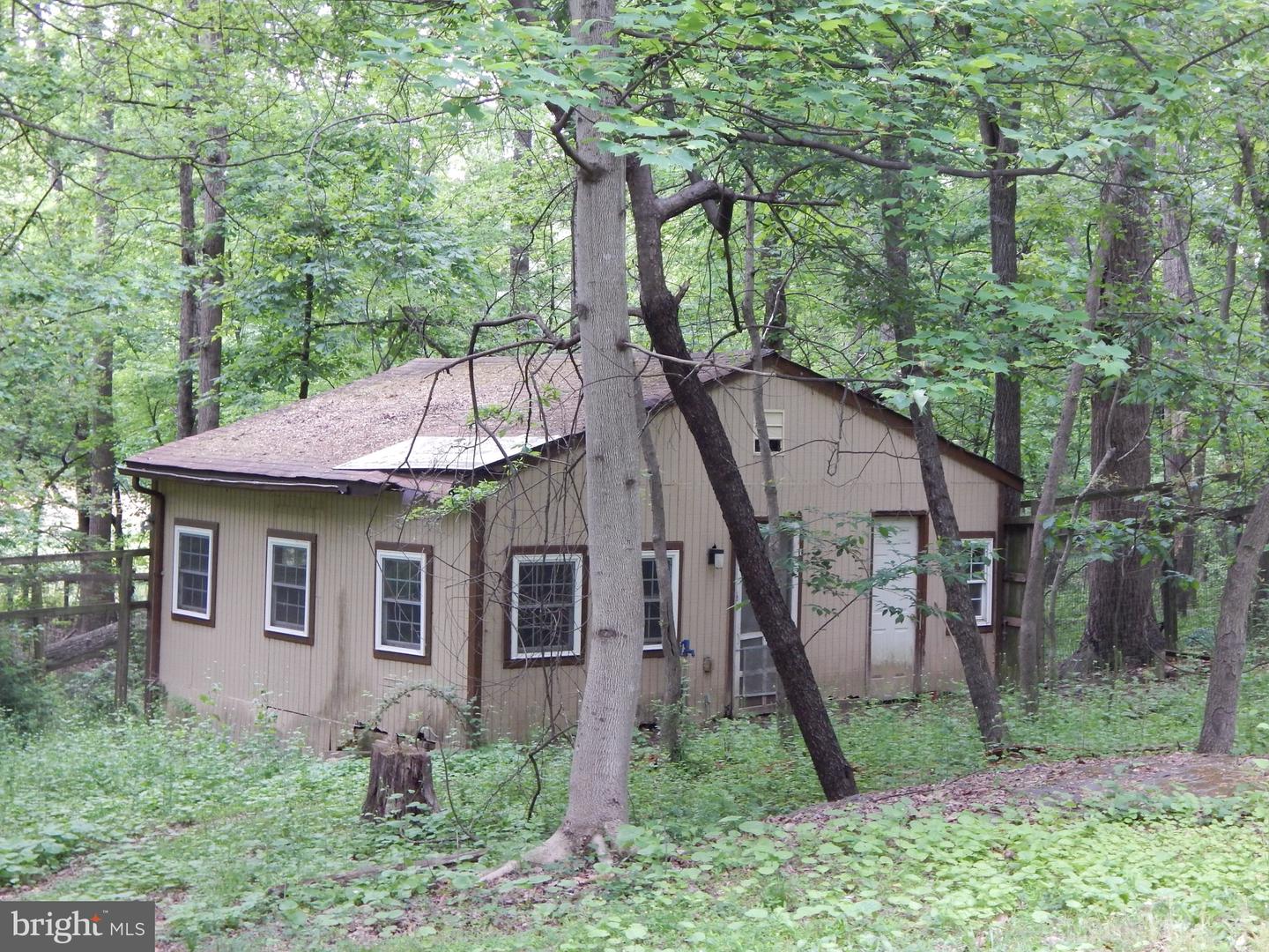 7633 Riverside Farm Rd Property Photo 31