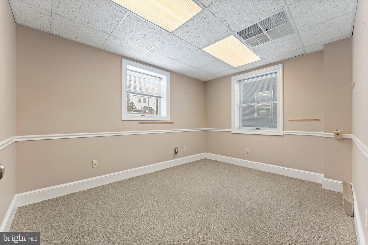 29-33 Culpeper St Property Photo 40