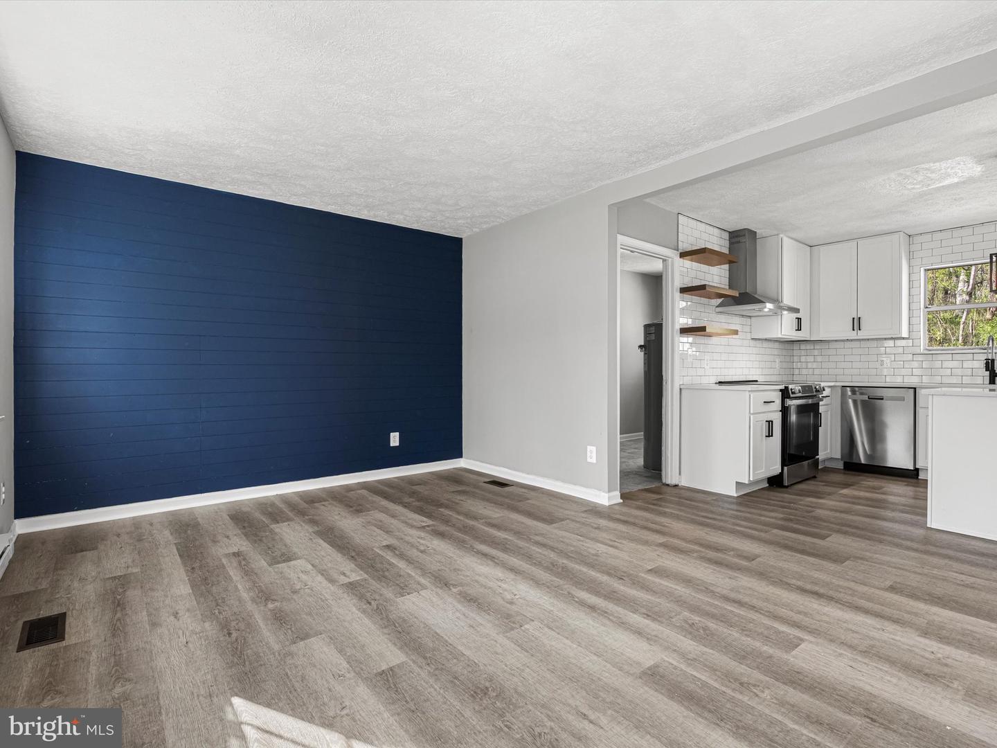 8386 Pinn Turn Property Photo 2