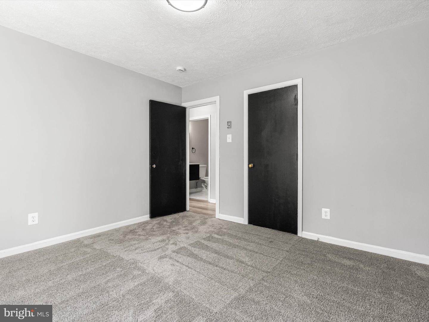 8386 Pinn Turn Property Photo 14