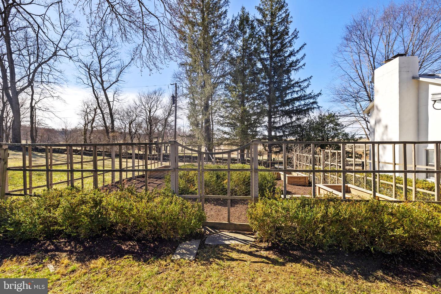 6592 Smitten Farm Ln Property Photo 22