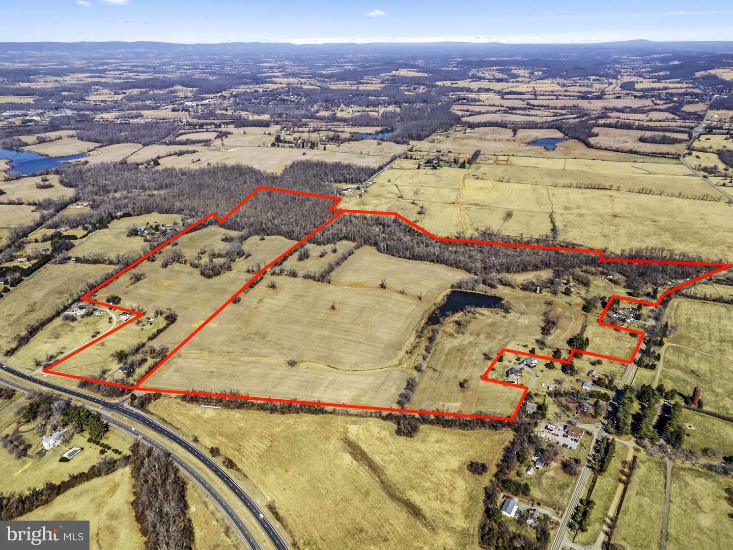 Old Tavern Rd Property Photo
