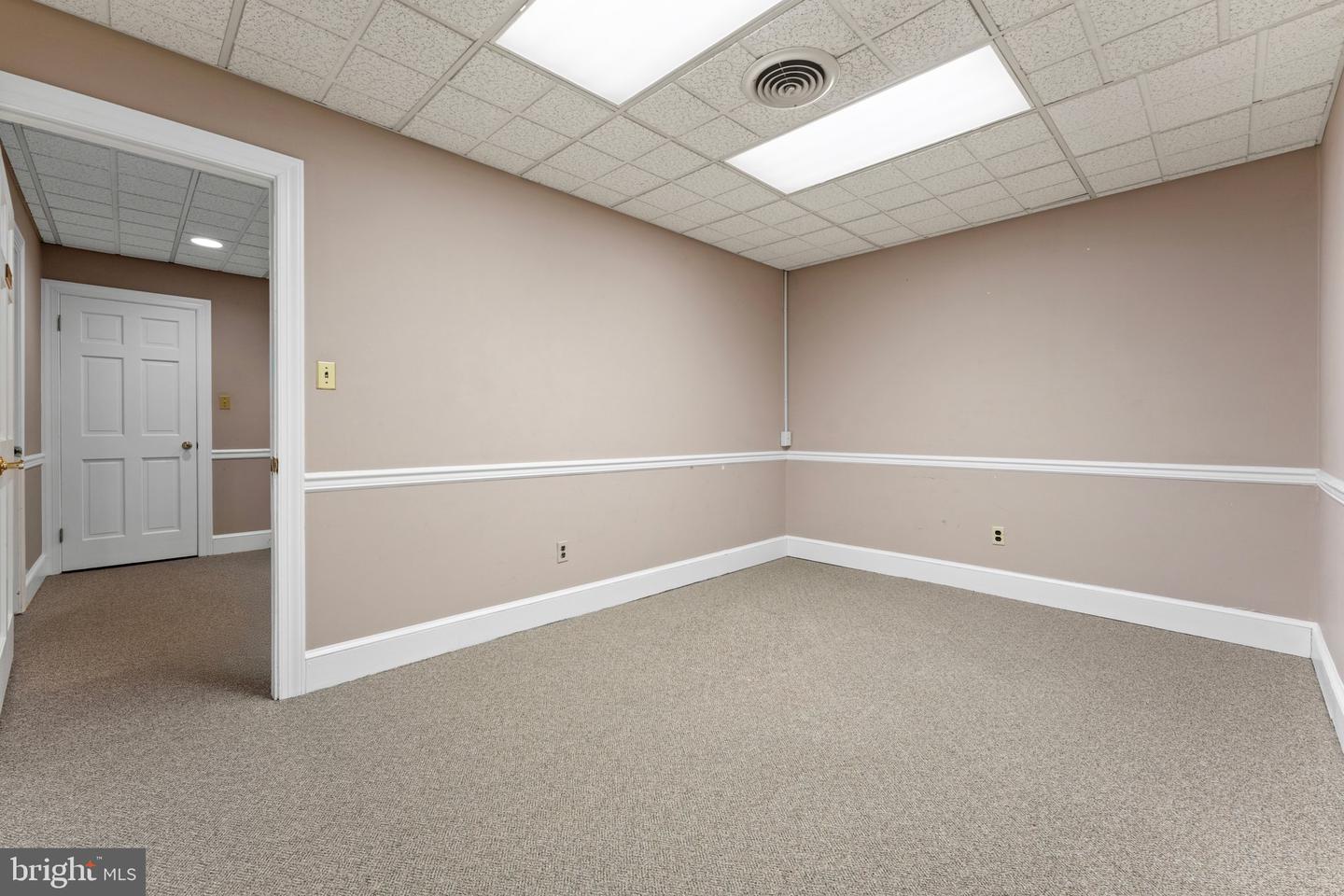 29 Culpeper St Property Photo 6