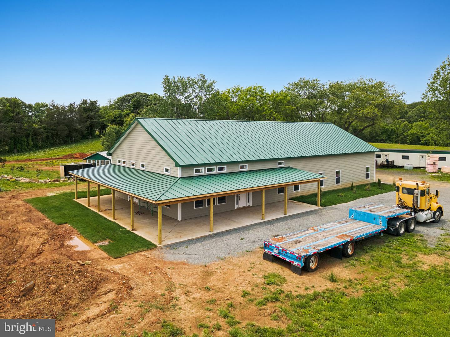 7285 Opal Rd Property Photo 4