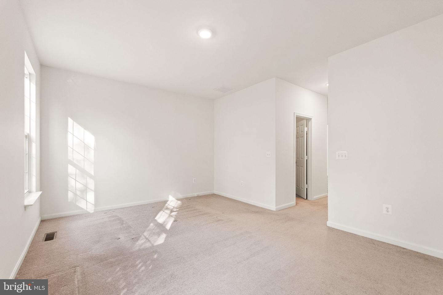 3680 Osborne Dr Property Photo 24