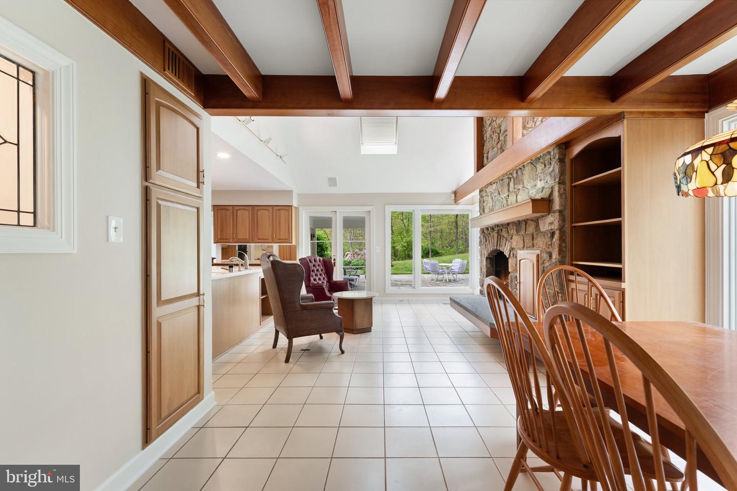 8300 Falcon Glen Rd Property Photo 25