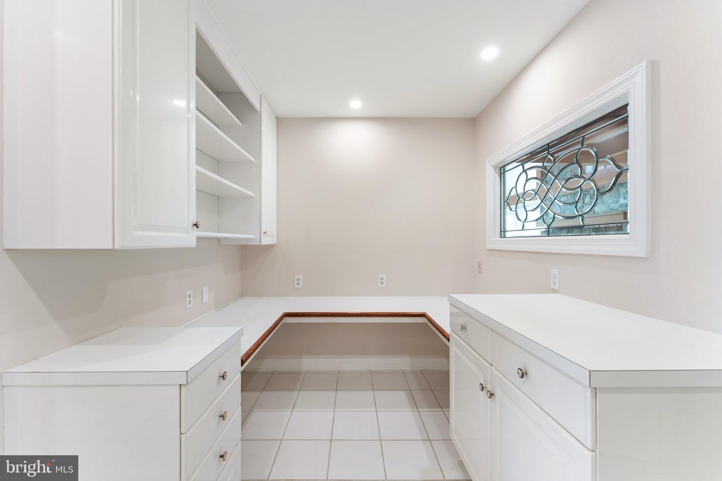 8300 Falcon Glen Rd Property Photo 31
