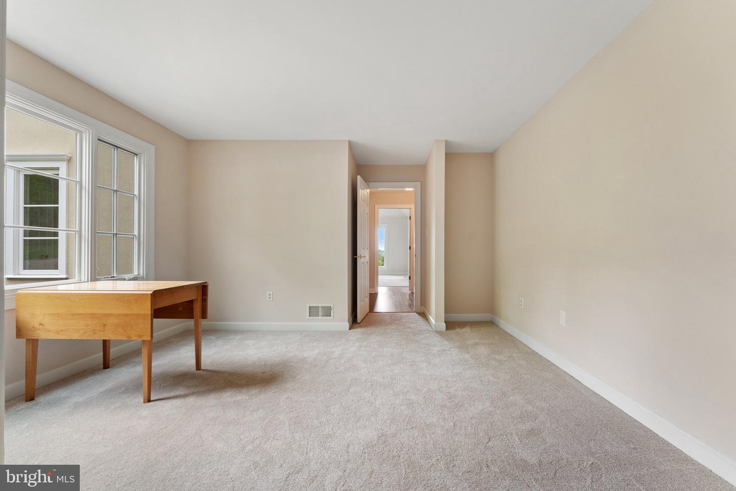 8300 Falcon Glen Rd Property Photo 42