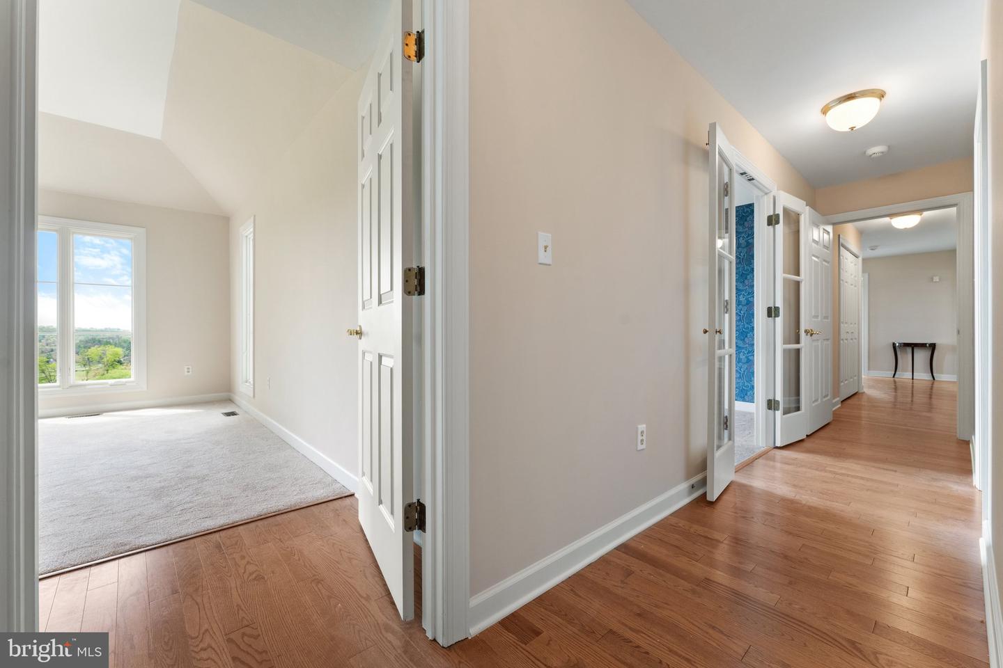 8300 Falcon Glen Rd Property Photo 49