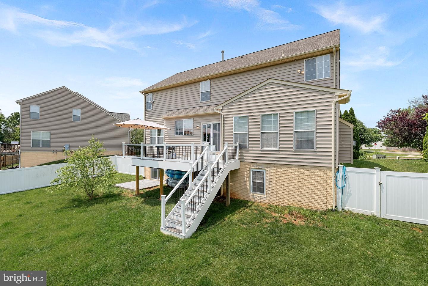10799 Reynard Fox Ln Property Photo 31