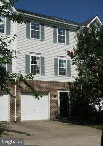 557 Highland Towne Ln Property Photo 1