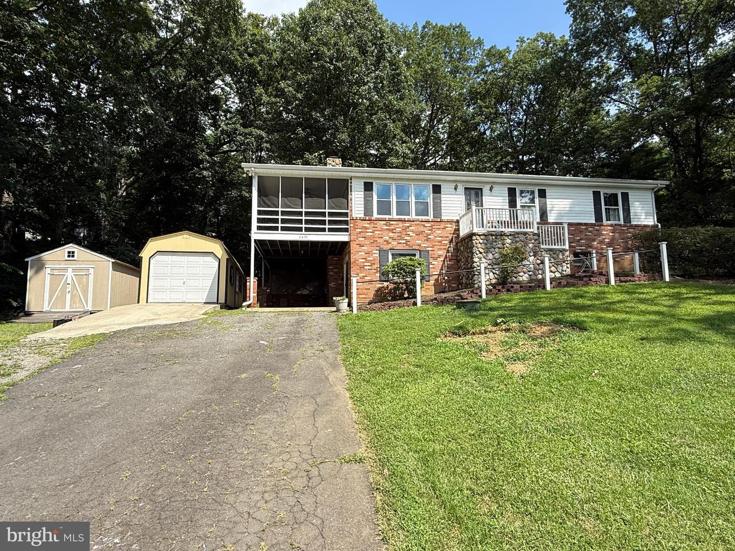6633 GRAYS MILL RD