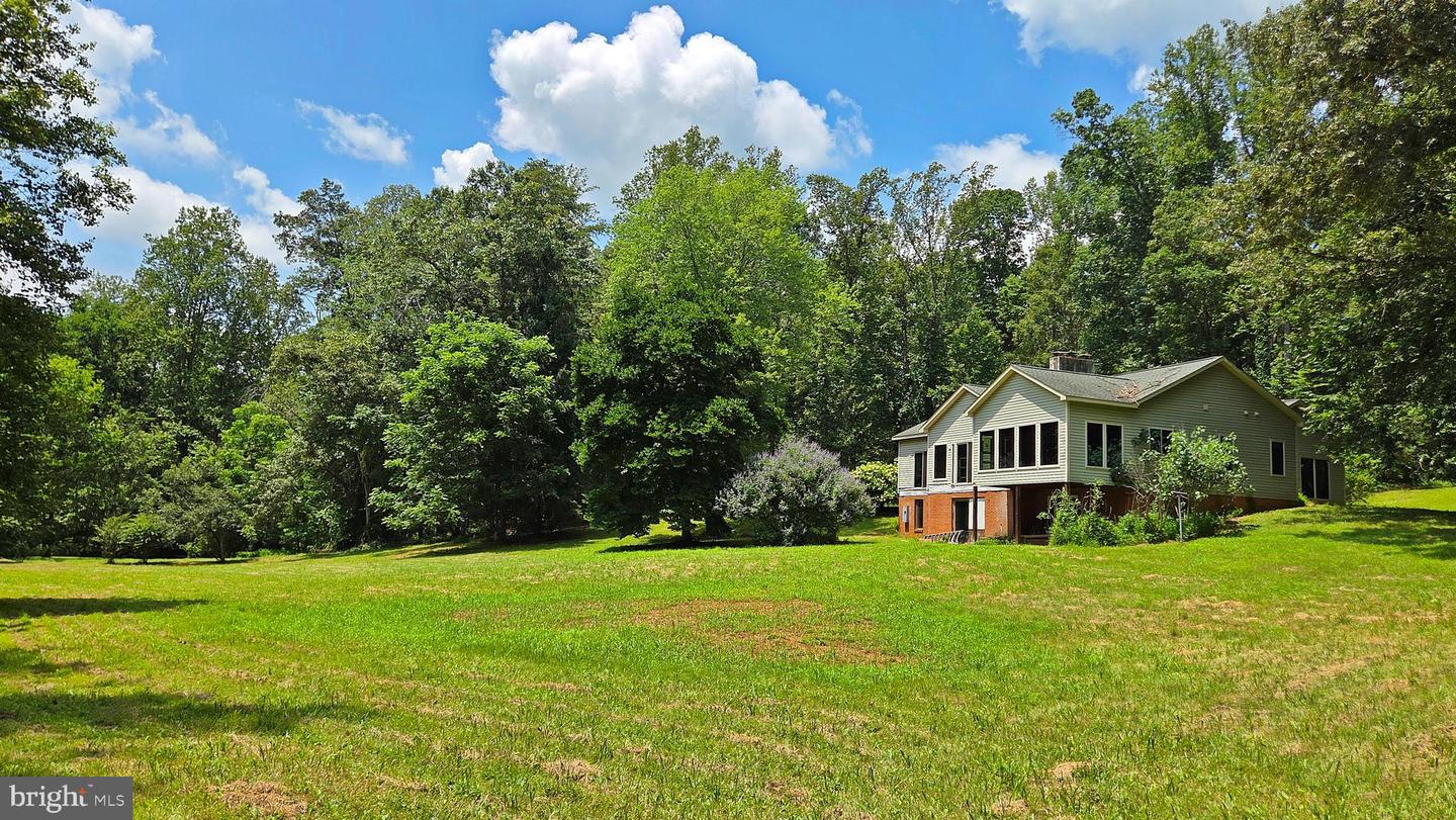 7296 Burke Ln Property Photo 1