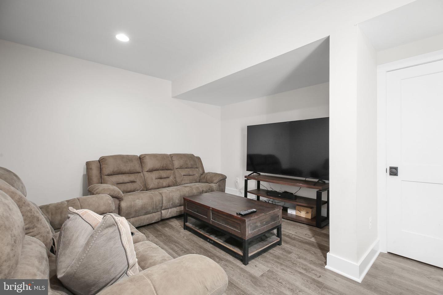 8183 Major Watters Ct Property Photo 32