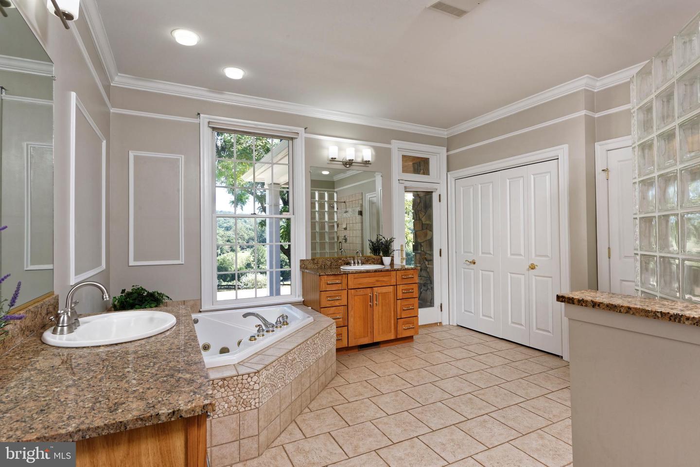 6951 Hilltop Ln Property Photo 26