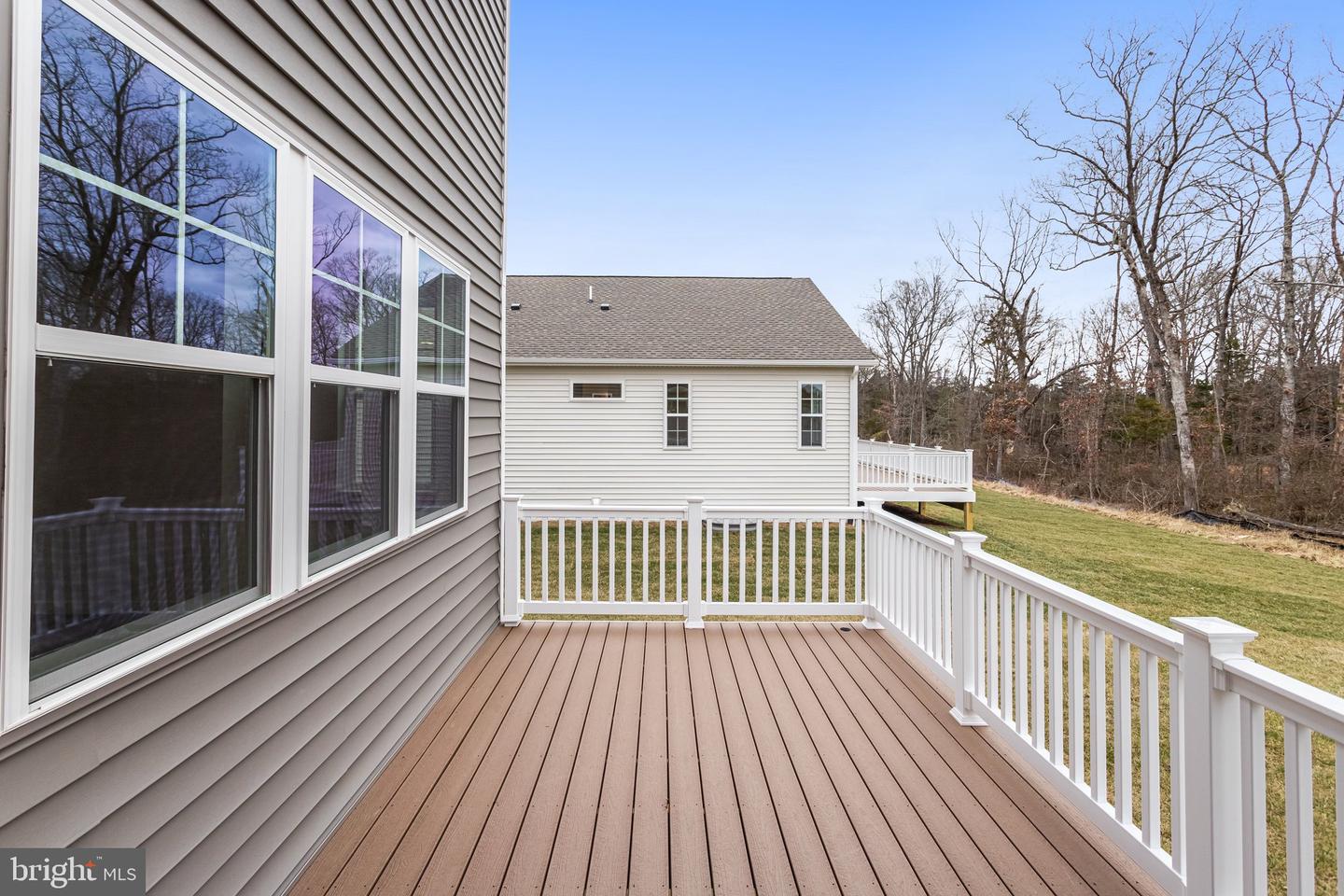 2083 Springvale Dr Property Photo 42
