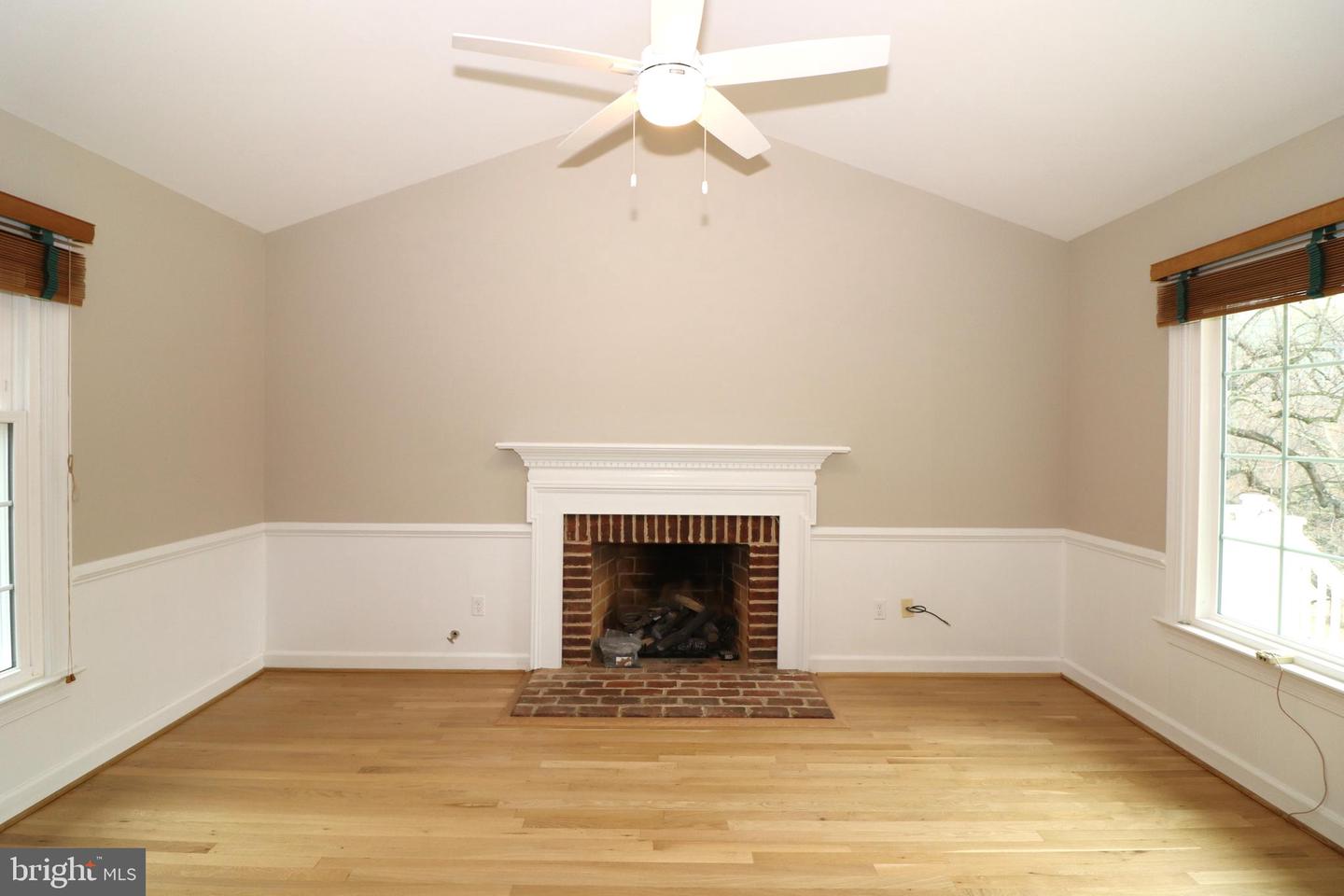 6885 Walnut Heights Dr Property Photo 11