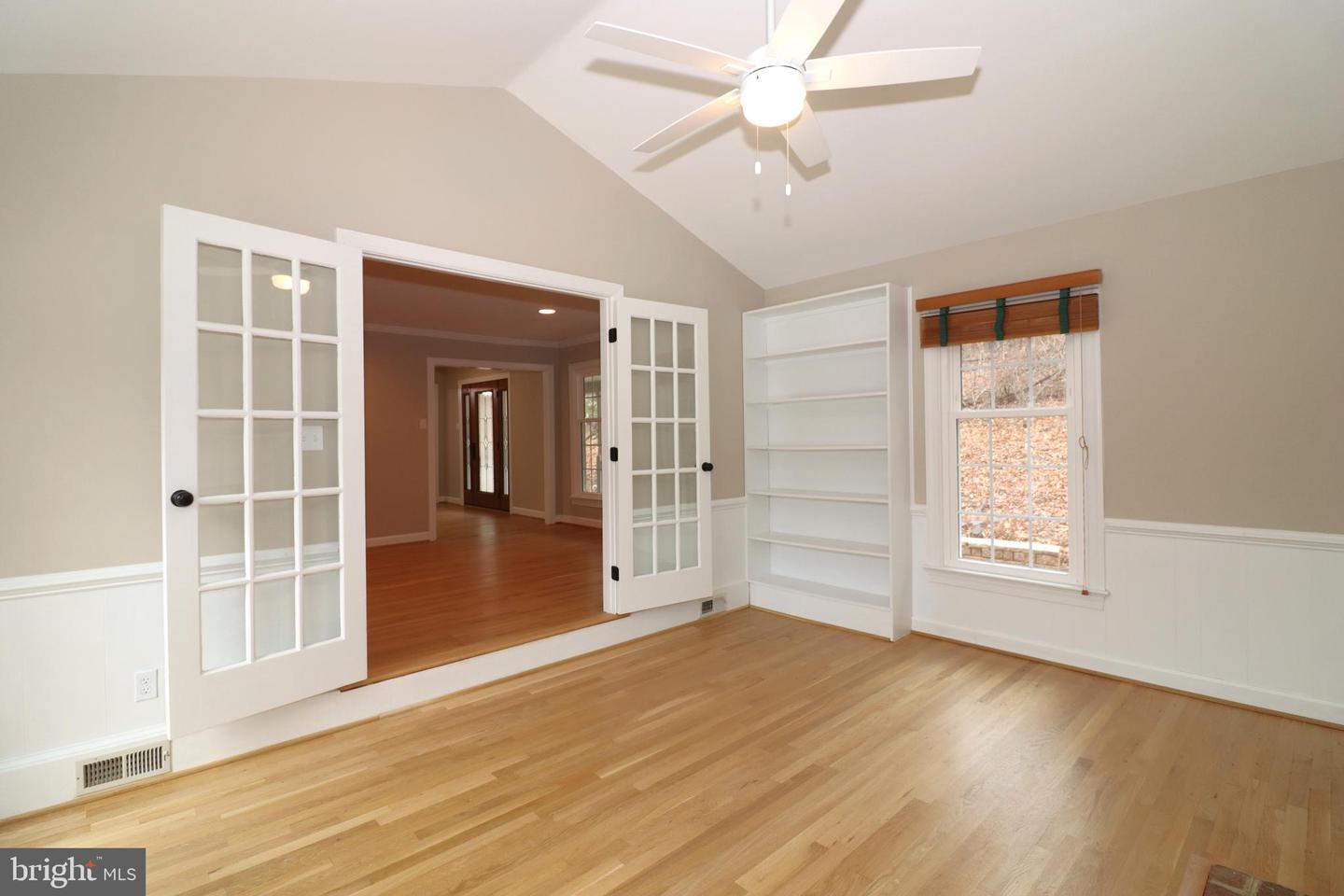 6885 Walnut Heights Dr Property Photo 14