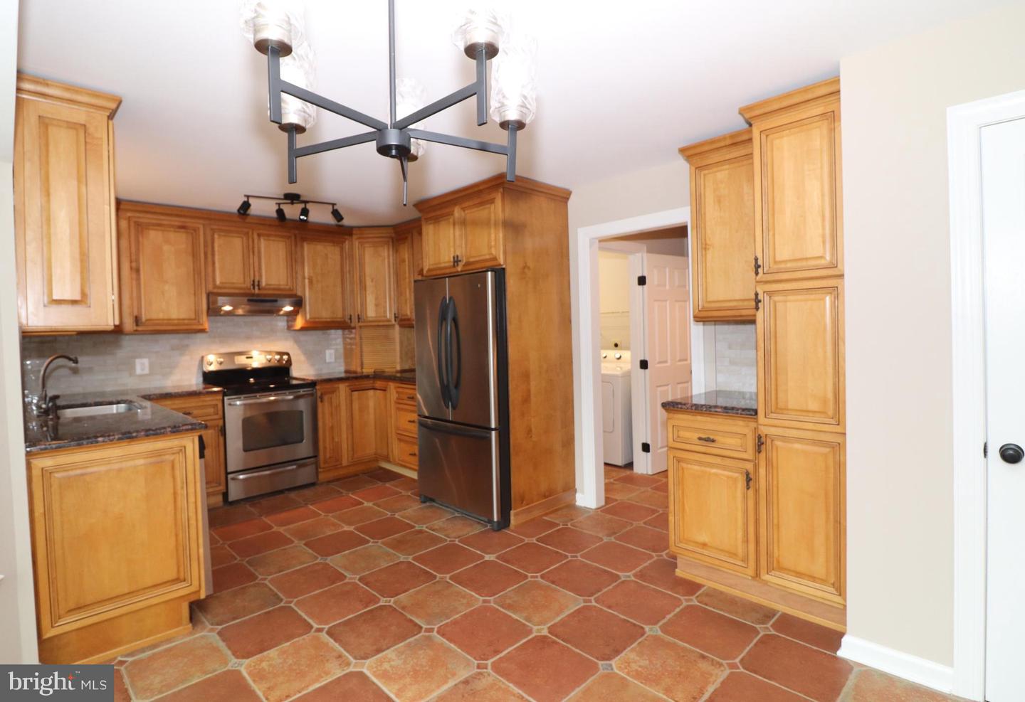 6885 Walnut Heights Dr Property Photo 20