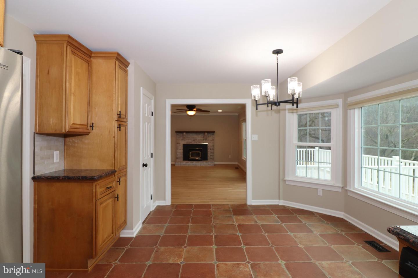 6885 Walnut Heights Dr Property Photo 24