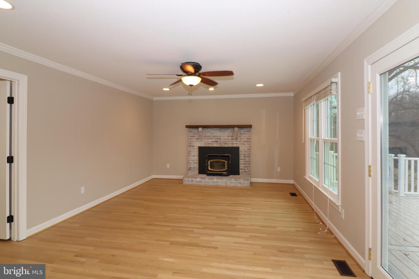 6885 Walnut Heights Dr Property Photo 25