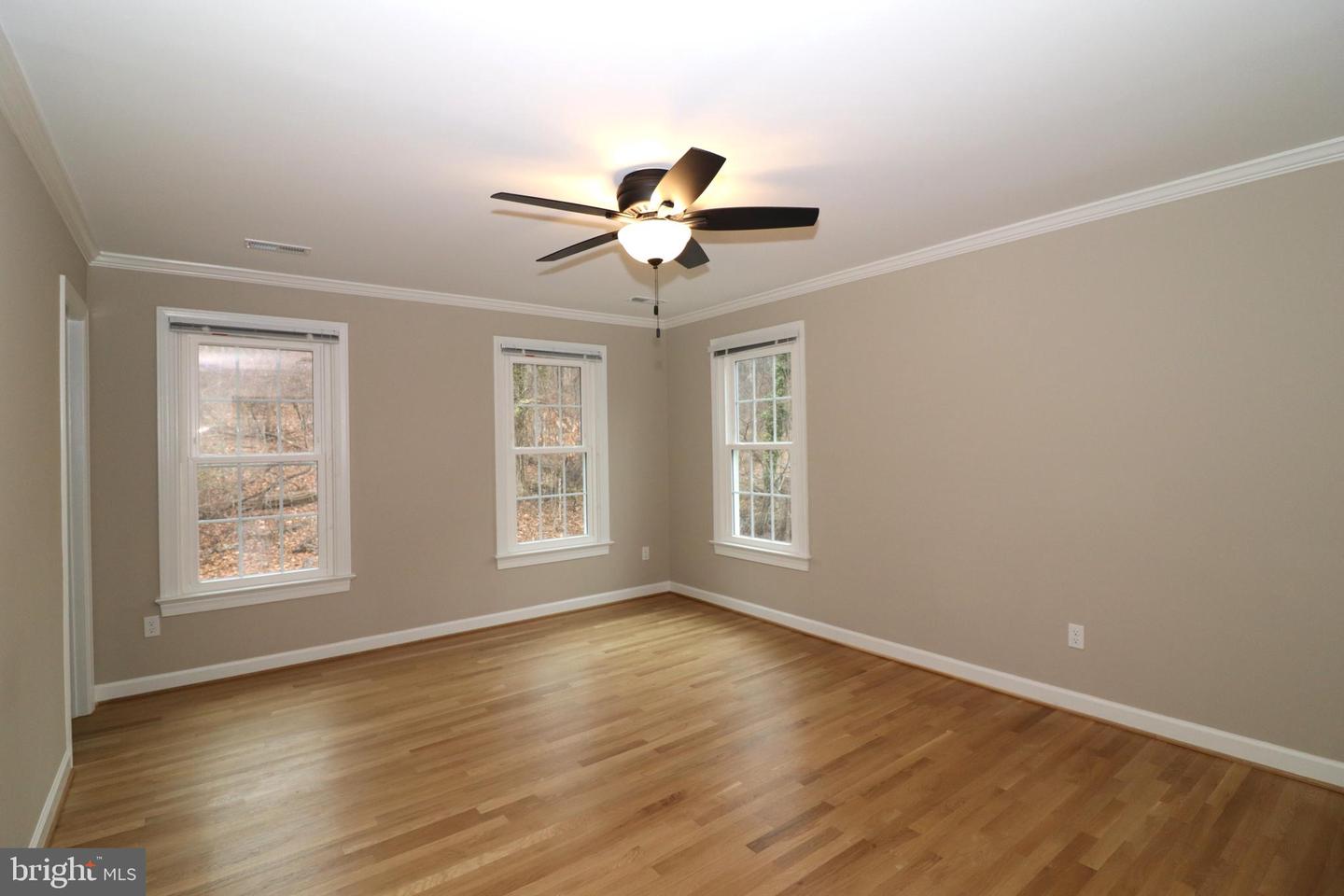 6885 Walnut Heights Dr Property Photo 32