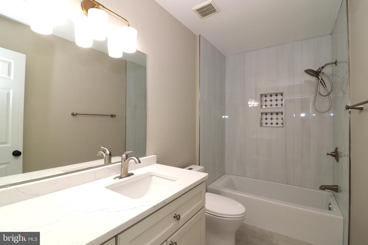 6885 Walnut Heights Dr Property Photo 48