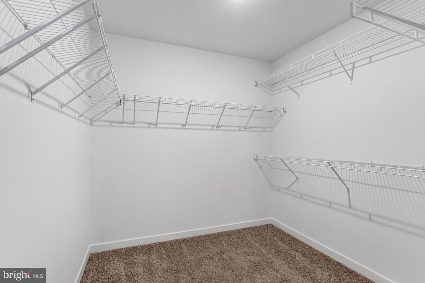 2063 Springvale Dr Property Photo 31