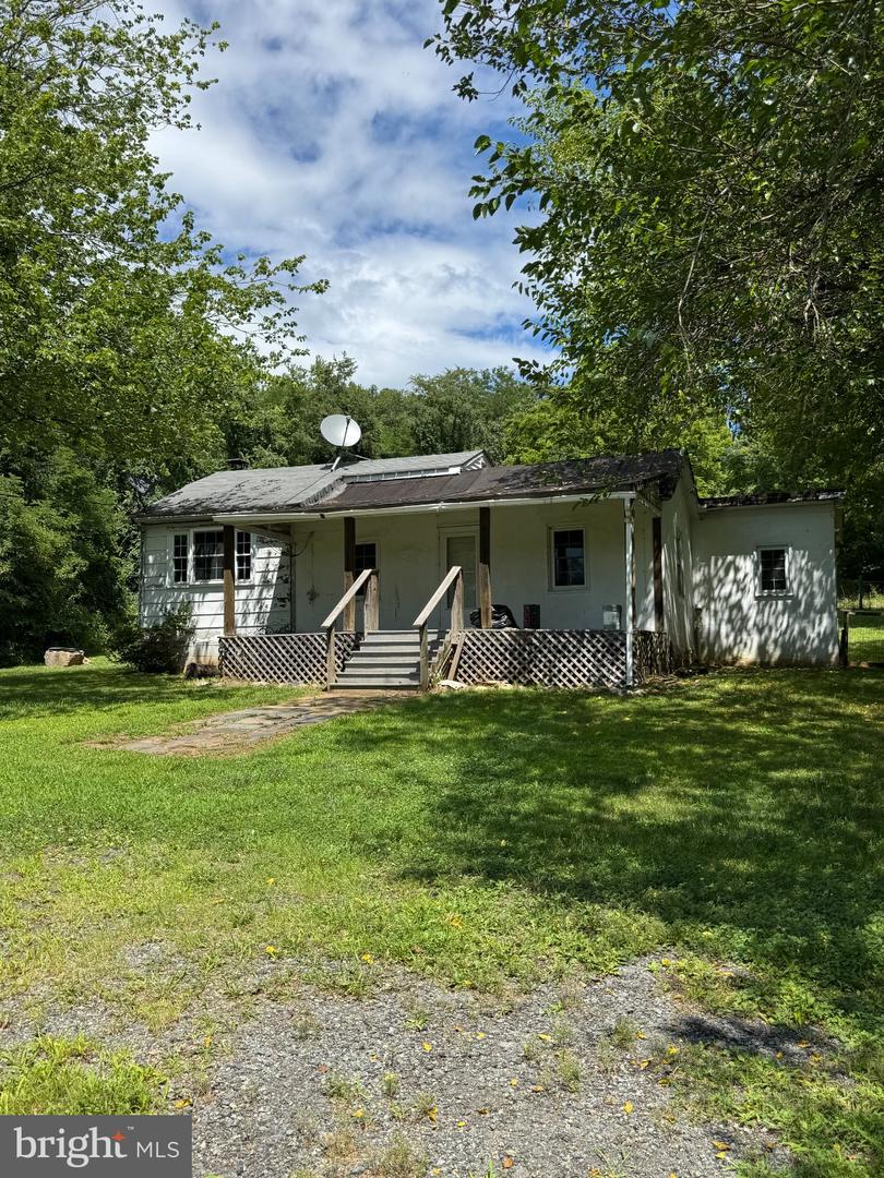 3847 Leeds Manor Rd Property Photo 1