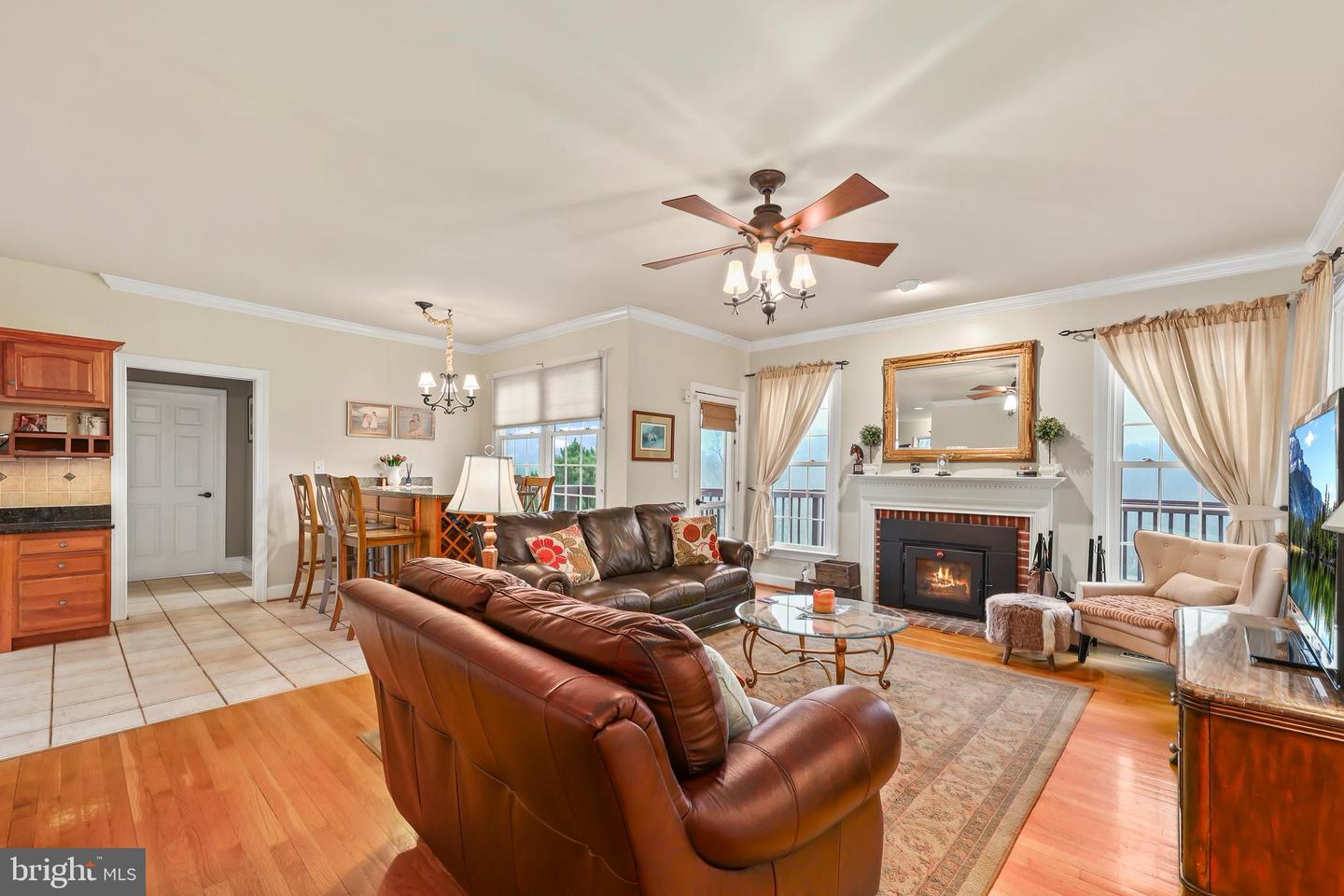 9393 Briar Ln Property Photo 22