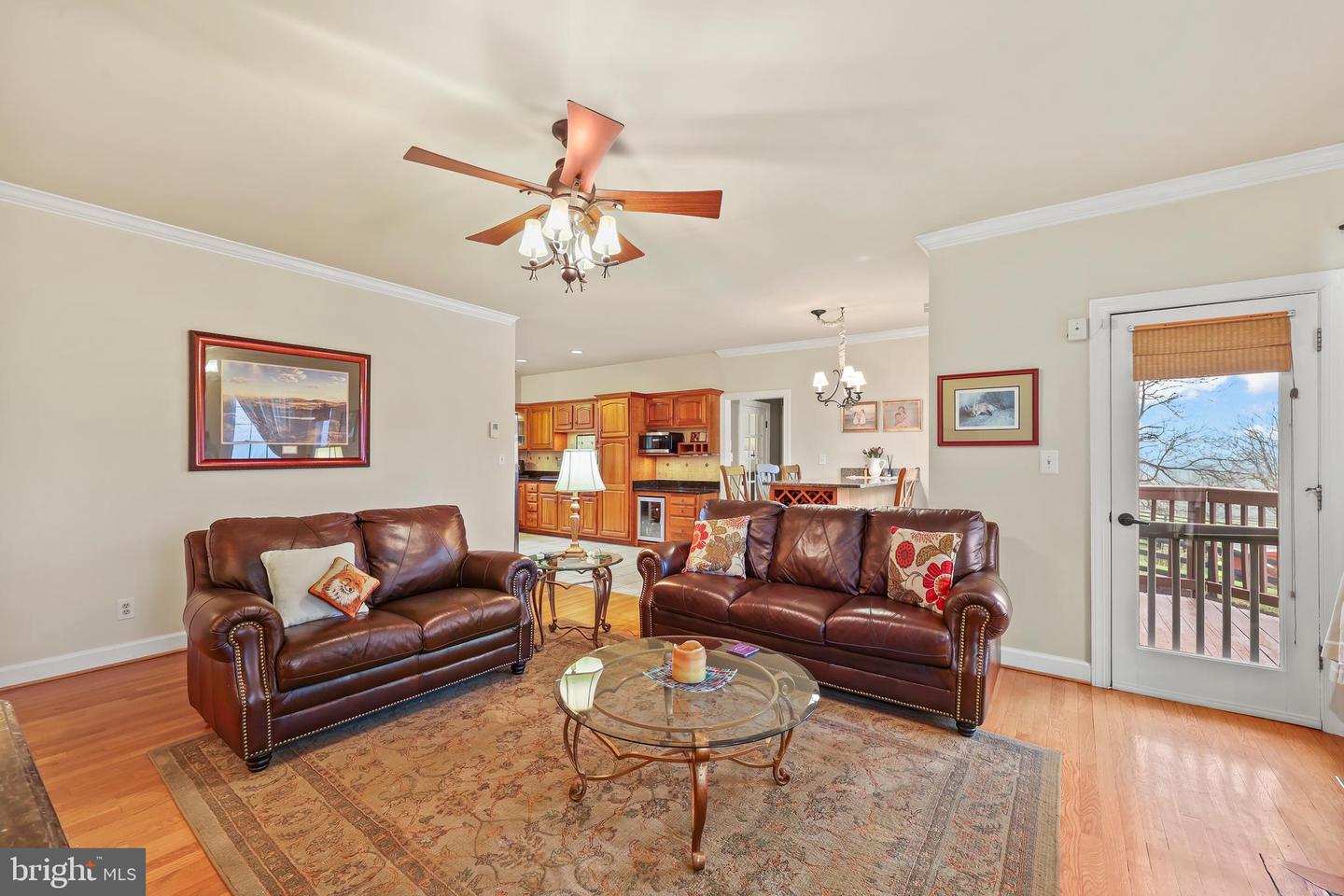 9393 Briar Ln Property Photo 23
