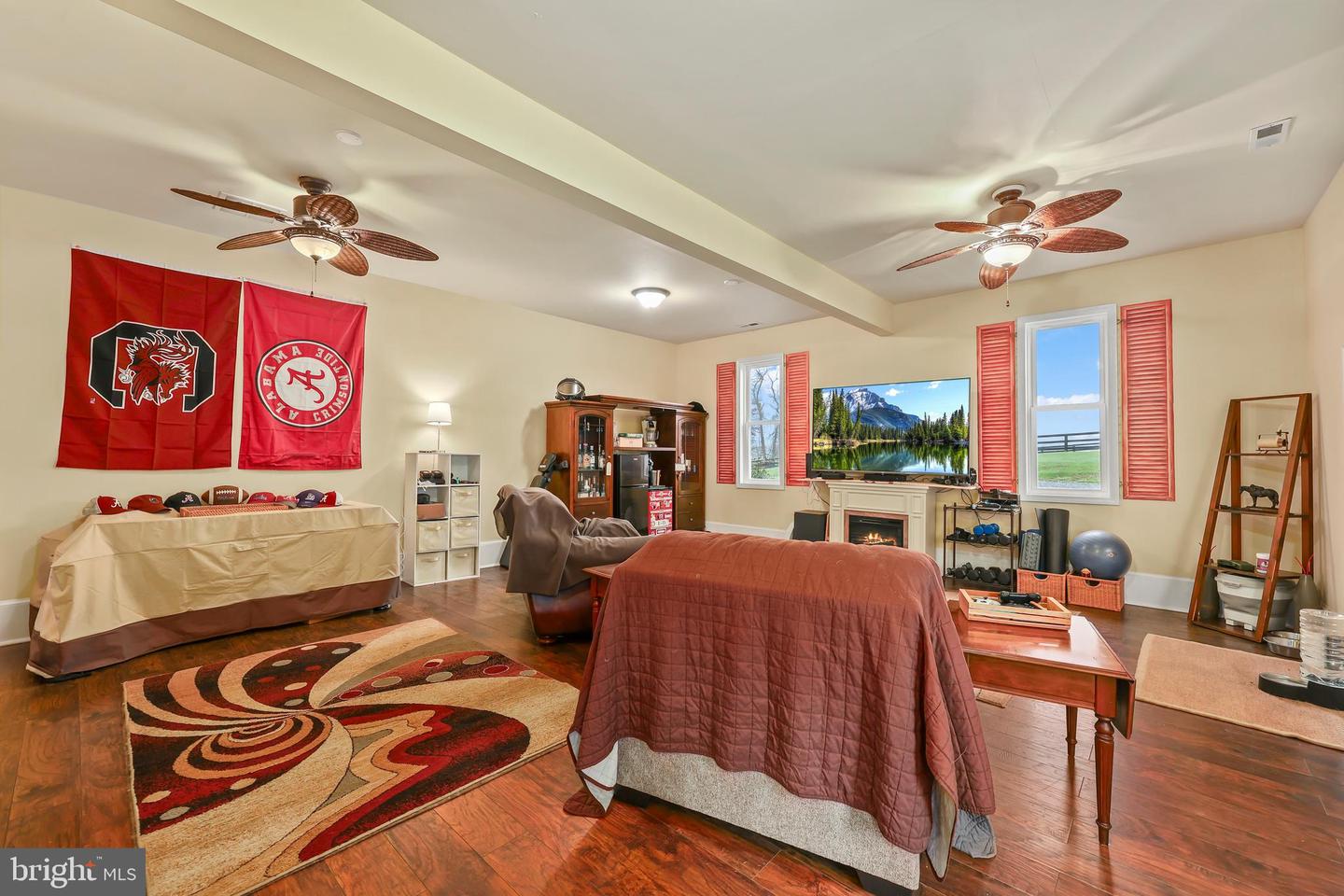 9393 Briar Ln Property Photo 26
