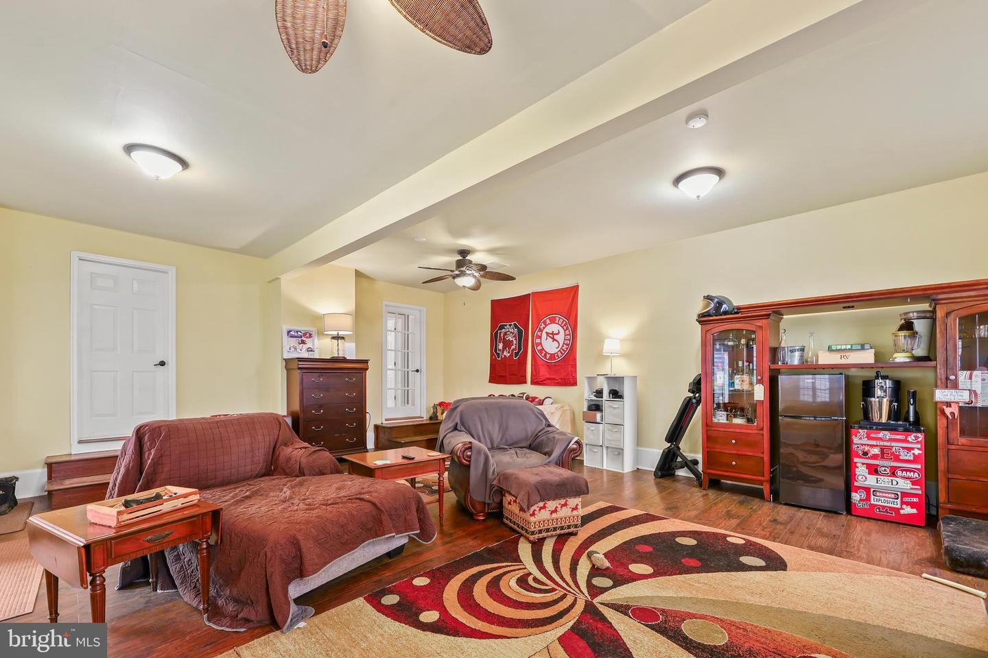 9393 Briar Ln Property Photo 28