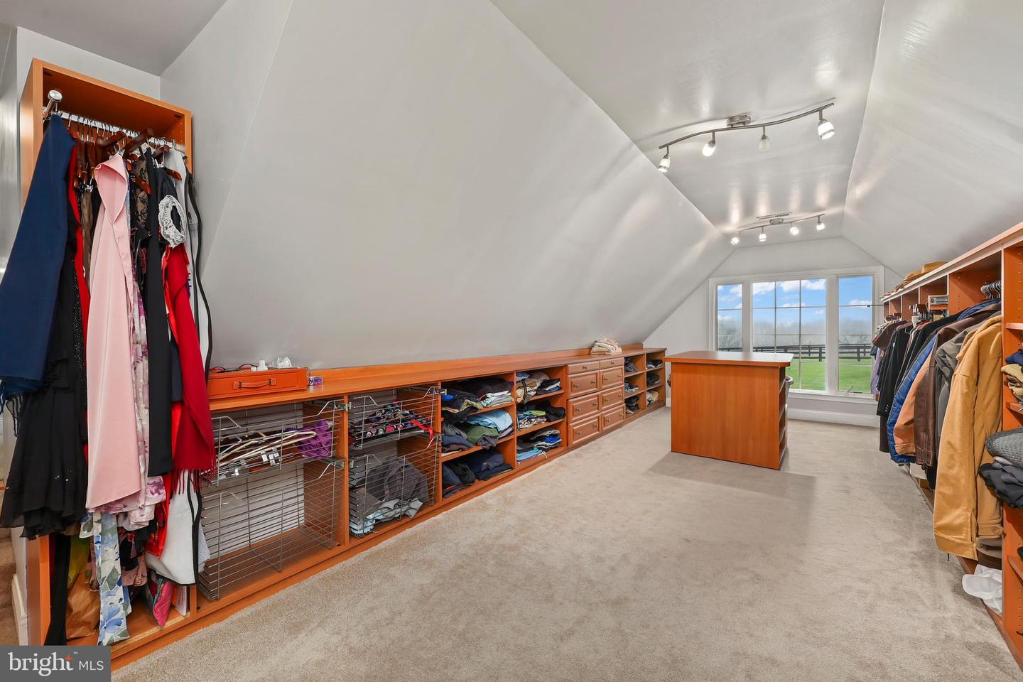 9393 Briar Ln Property Photo 37