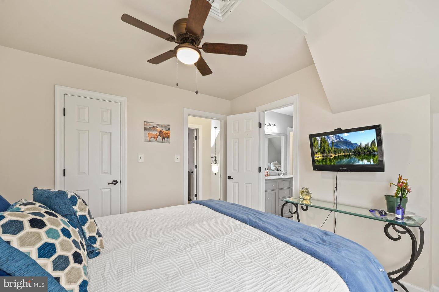 9393 Briar Ln Property Photo 39