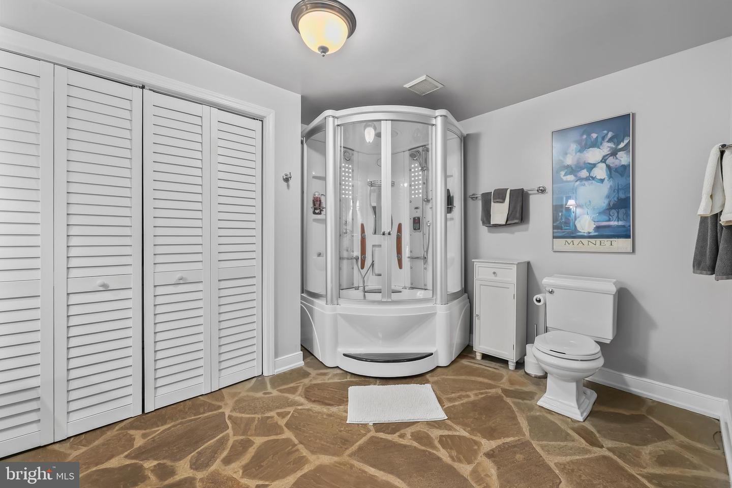 9393 Briar Ln Property Photo 45
