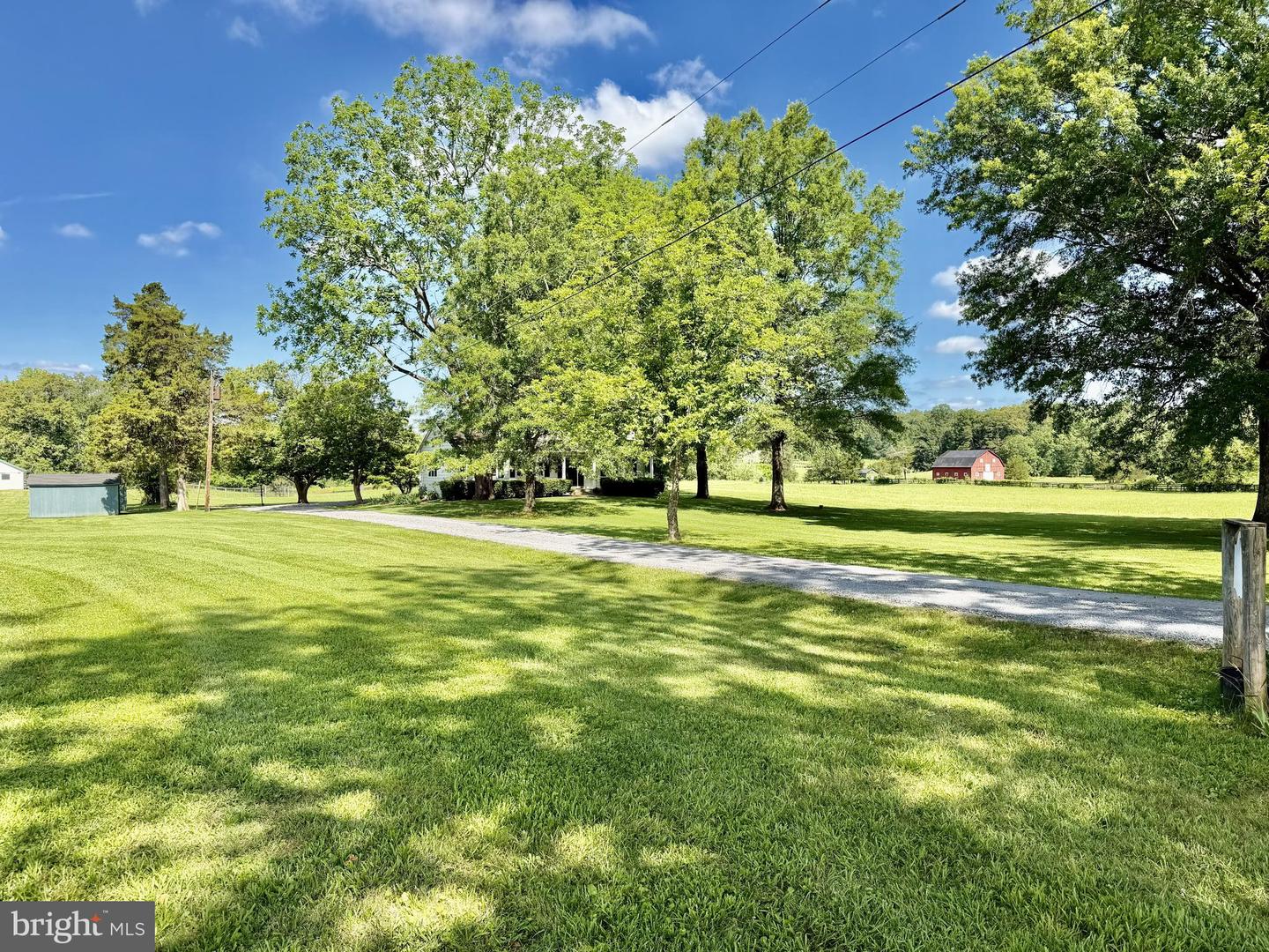 9248 Springs Rd Property Photo 17