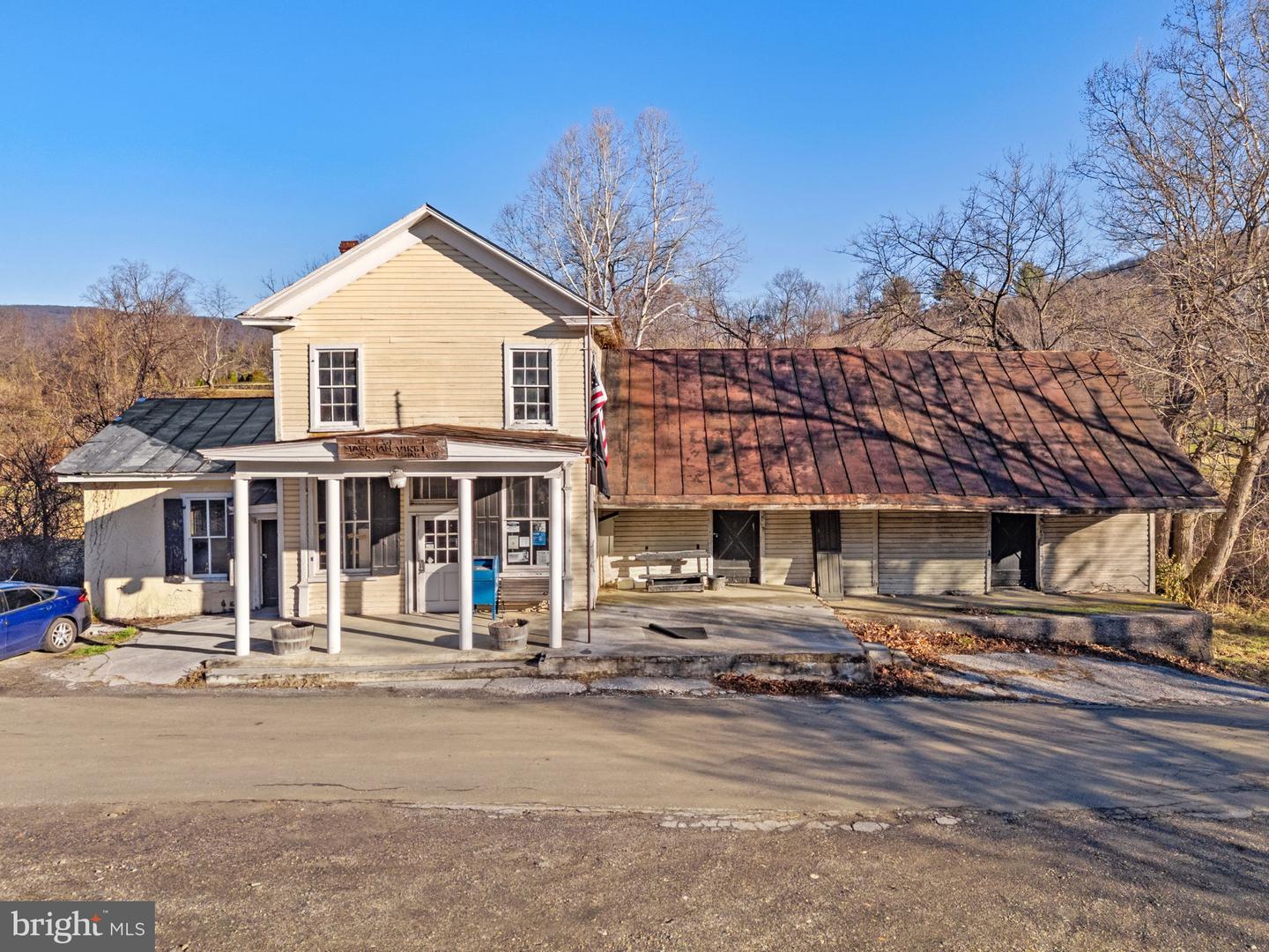 3229 Railstop Rd Property Photo 18