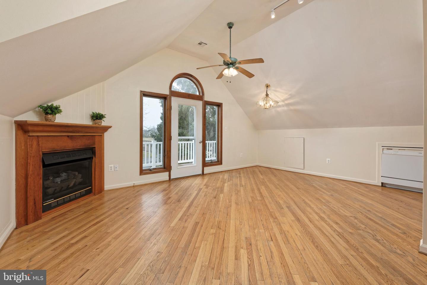 2211 - Apt #2 Hatchers Mill Rd Property Photo 4