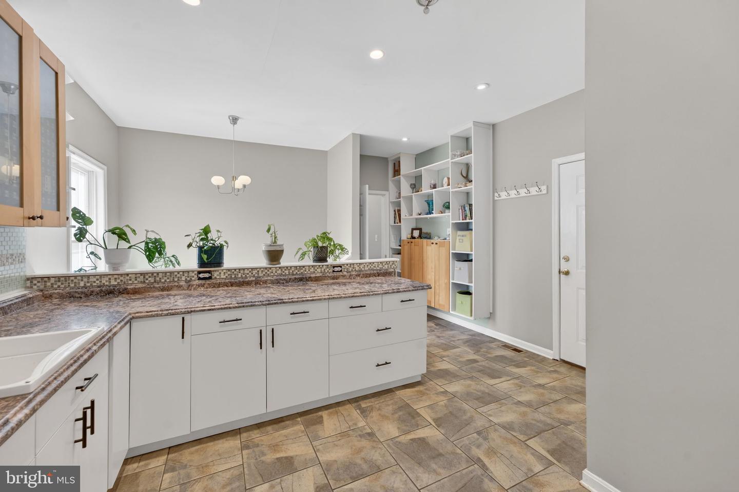 7453 Opal Rd Property Photo 16