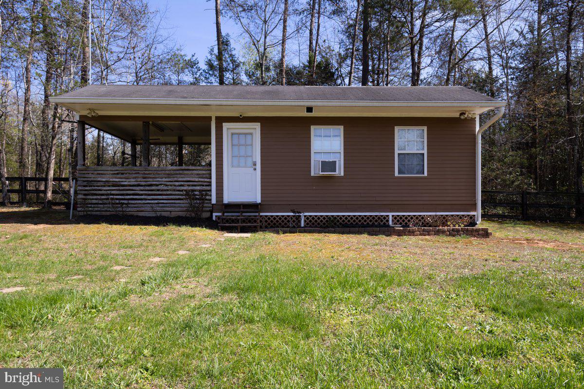 2113 Courthouse Rd Property Photo 5