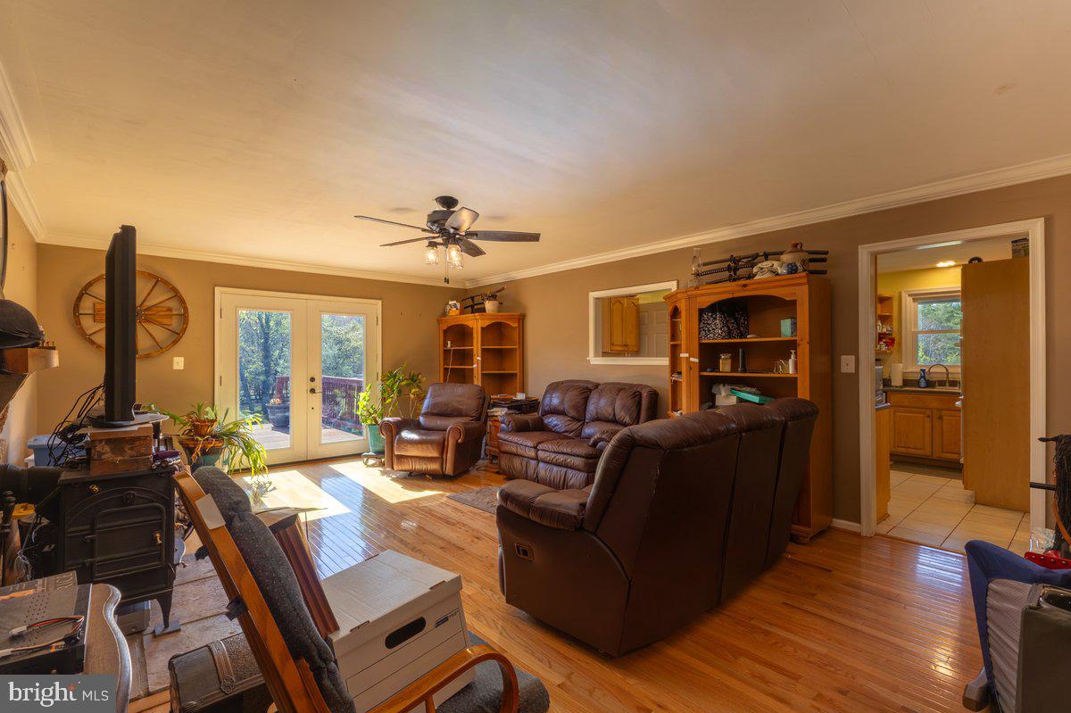 2113 Courthouse Rd Property Photo 17