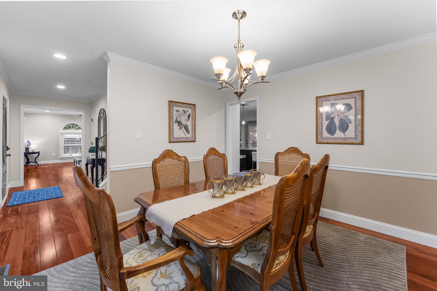 5732 Pond View Ln Property Photo 17
