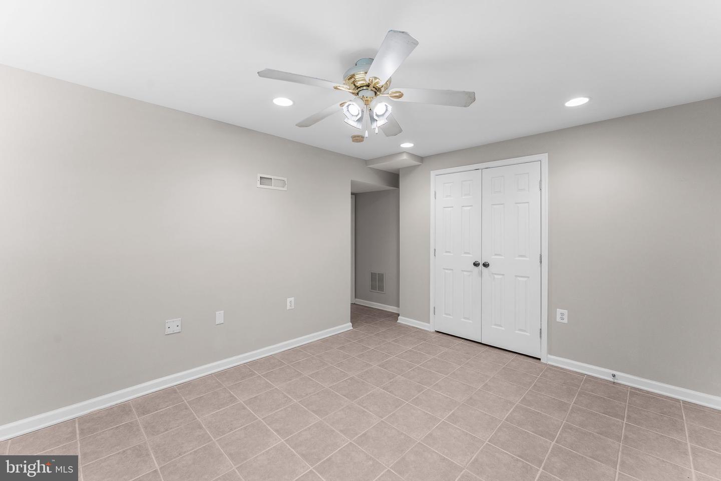 5732 Pond View Ln Property Photo 47