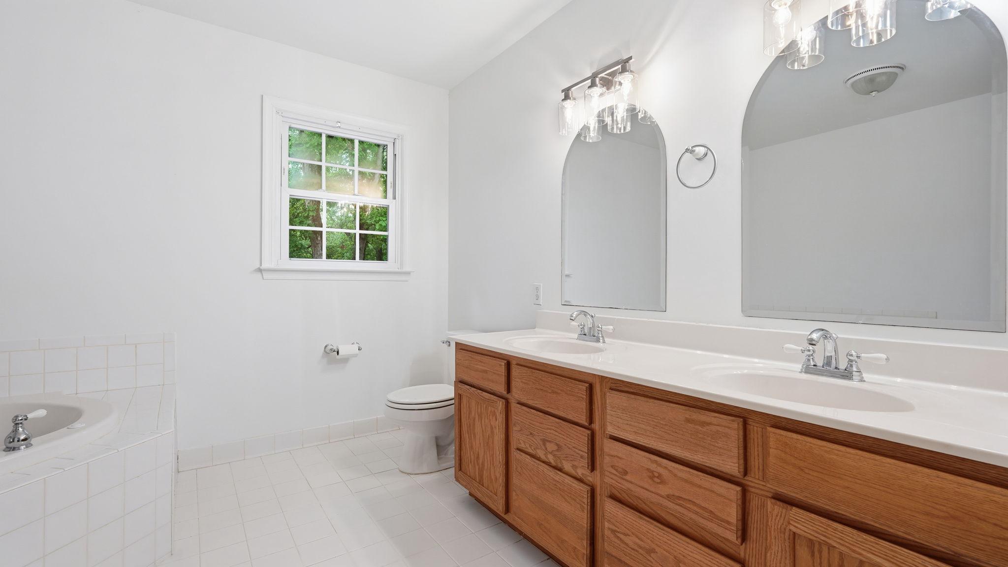 10550 Brent Town Rd Property Photo 49