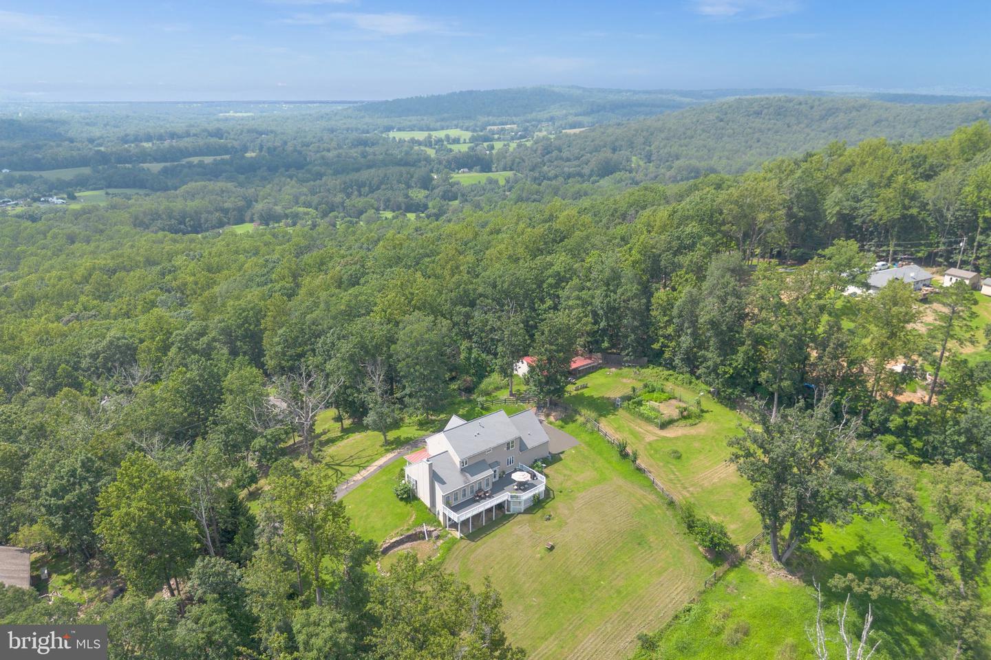 6229 Enon School Rd Property Photo 3